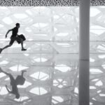 architecture-window-glass-run-jump-pattern-502868-pxhere.com_